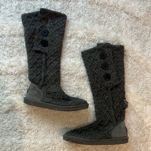 Lattice sweater knit roll over Ugg heather gray winter casual boots